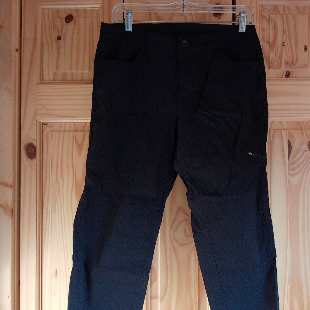 Eddie Bauer Nylon Stretch Black capri Pants - Hiking Size 6